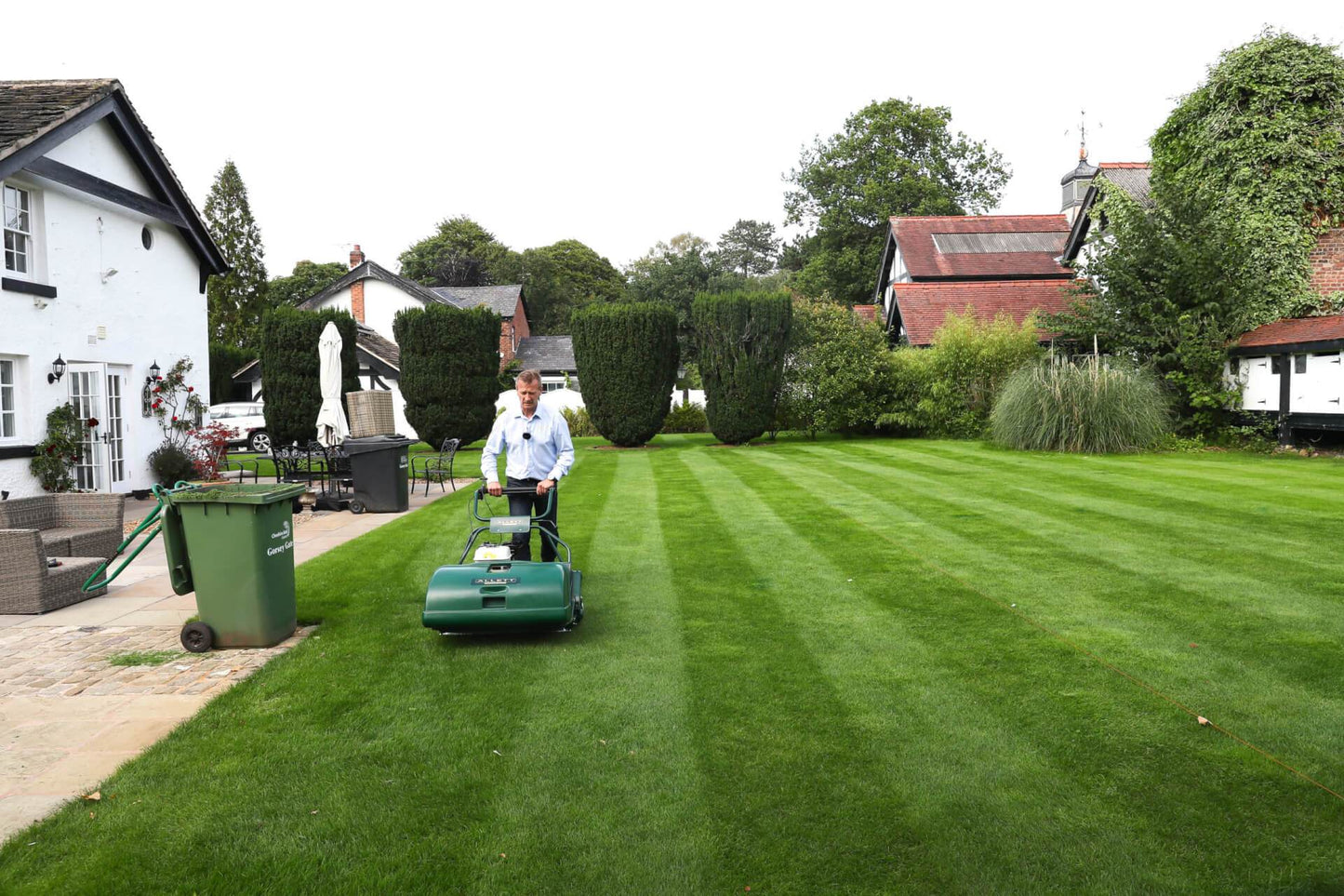 Allett Buckingham 24H Petrol Cylinder Mower