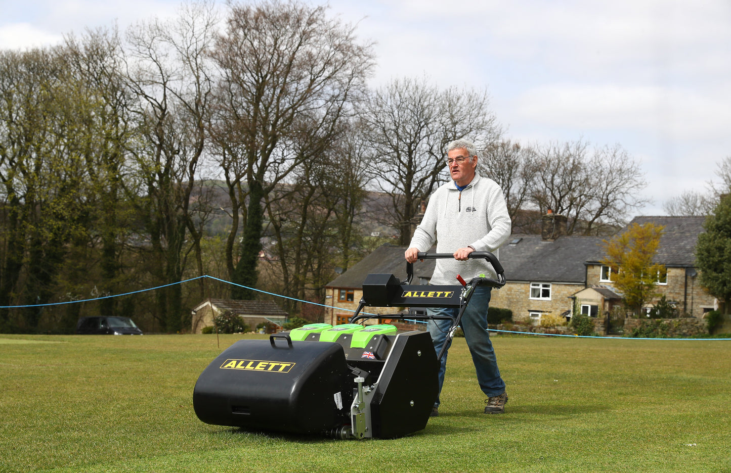 Allett C27E Evolution Cylinder Mower (Power-unit with Grassbox)