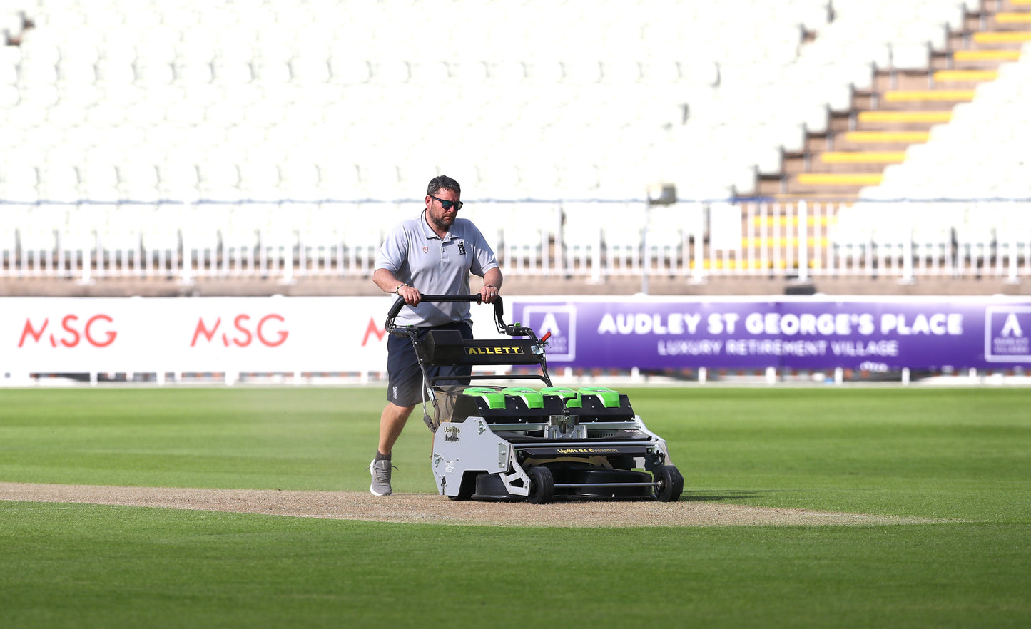 Allett Uplift 86 Evolution Stadium Rotary Mower