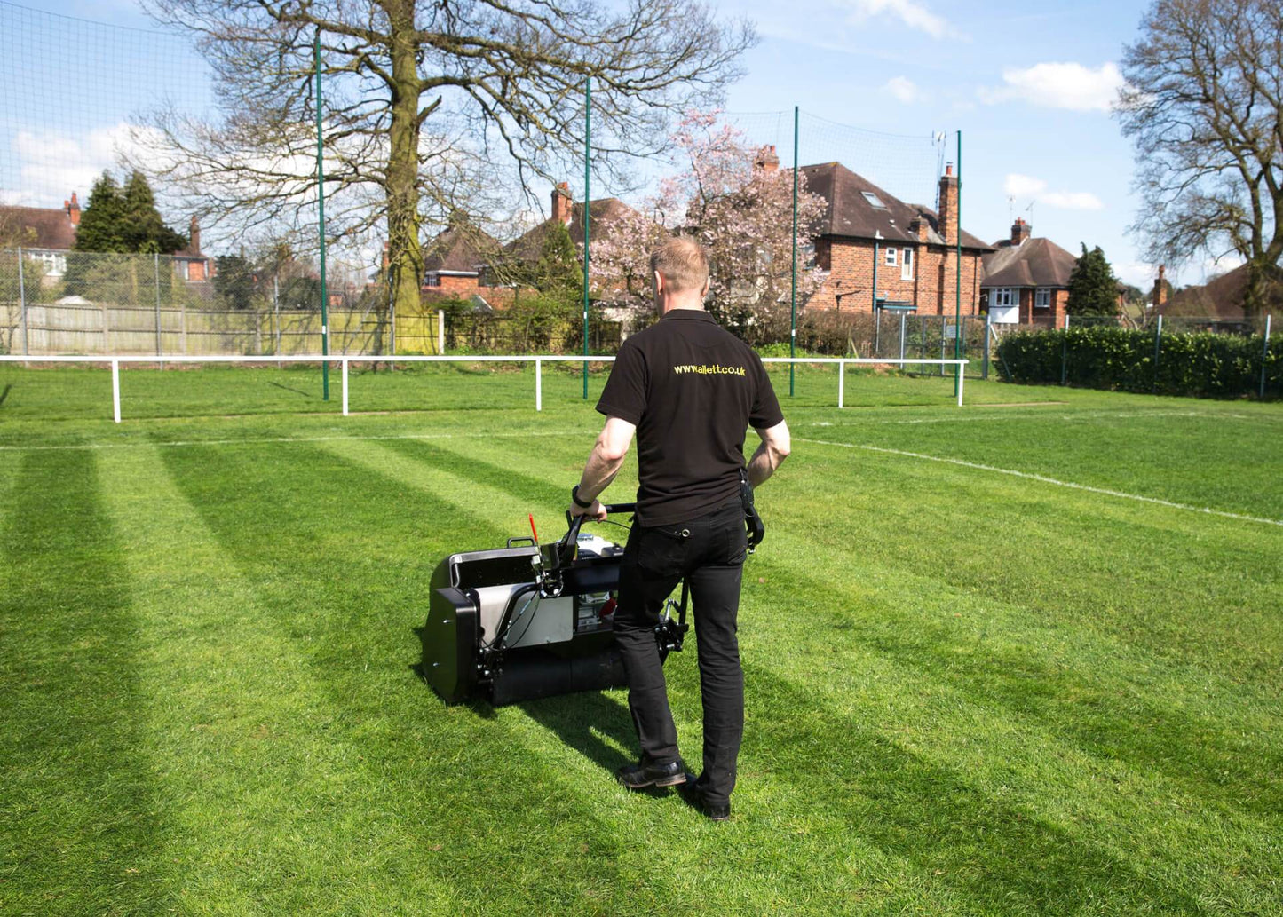 Allett C27 Cylinder Mower (Power-unit with Grassbox)