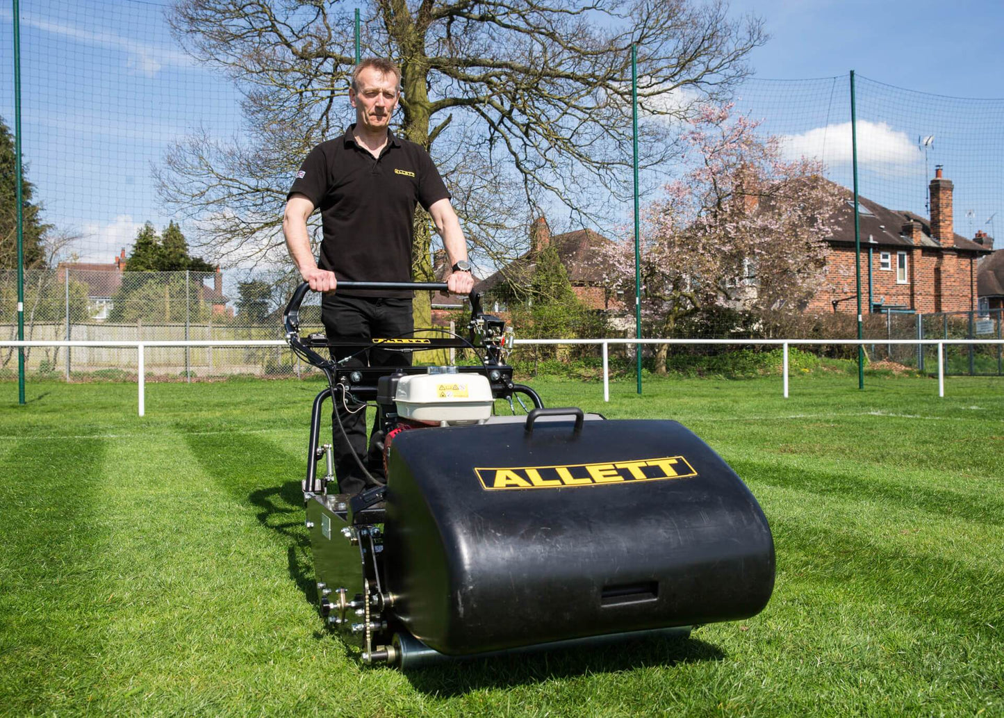 Allett C27 Cylinder Mower (Power-unit with Grassbox)