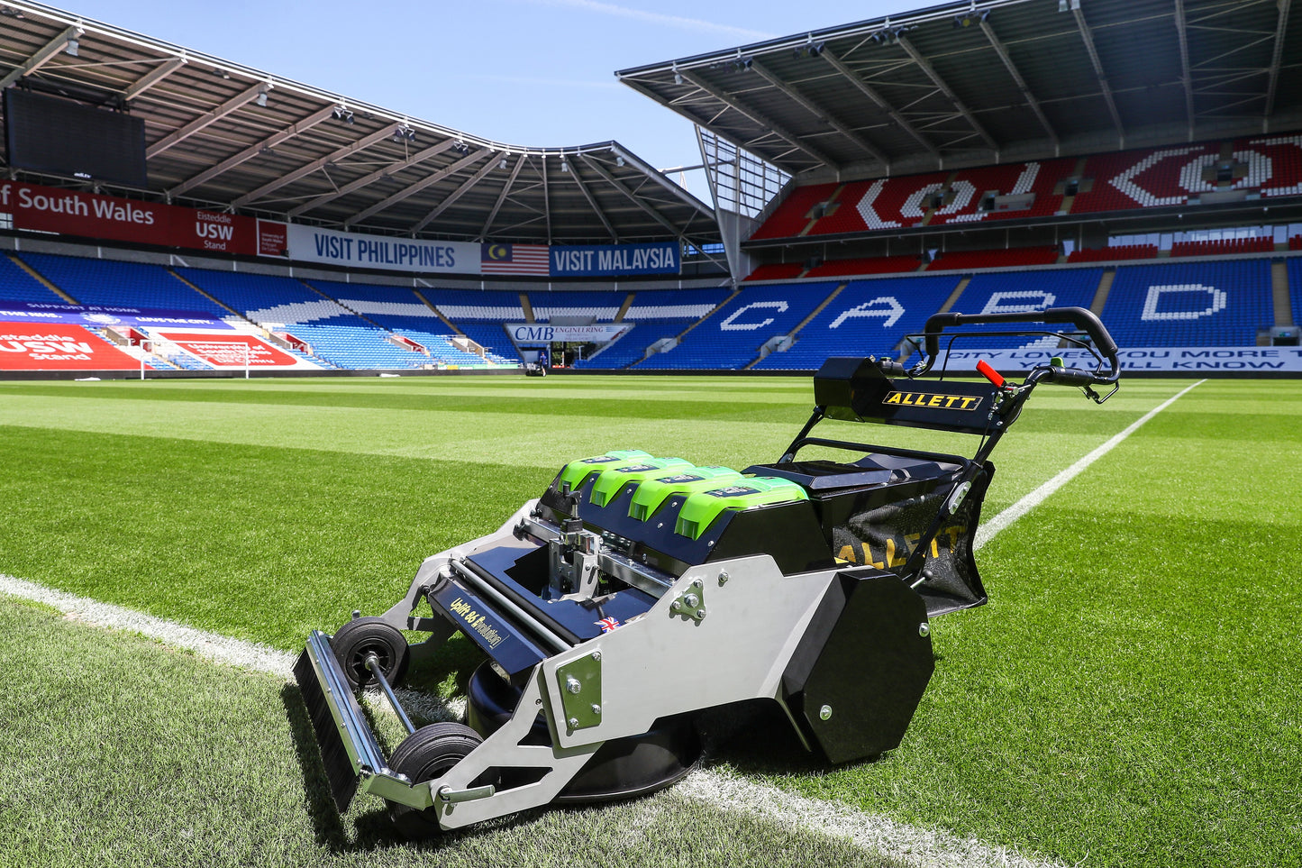 Allett Uplift 86 Evolution Stadium Rotary Mower