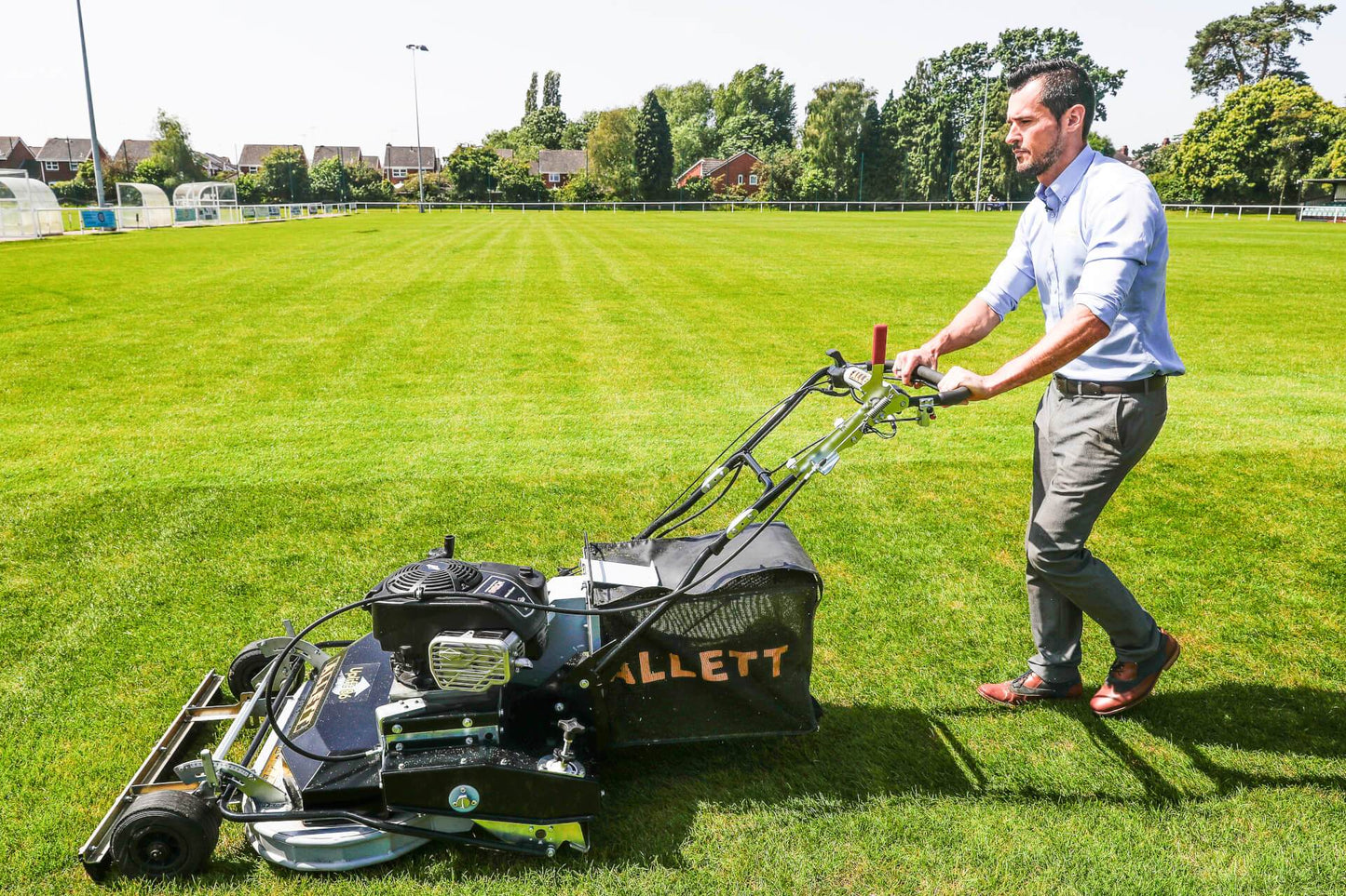 Allett Uplift 86 Vacuum Stadium Rotary Mower